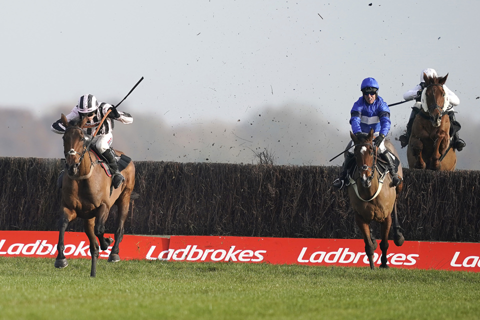 Today's tips come from Lingfield, Kempton and Warwick.