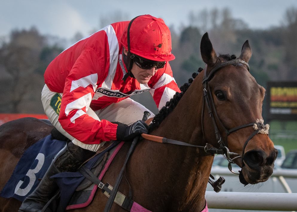 Today's racing tips at Ffos Las.