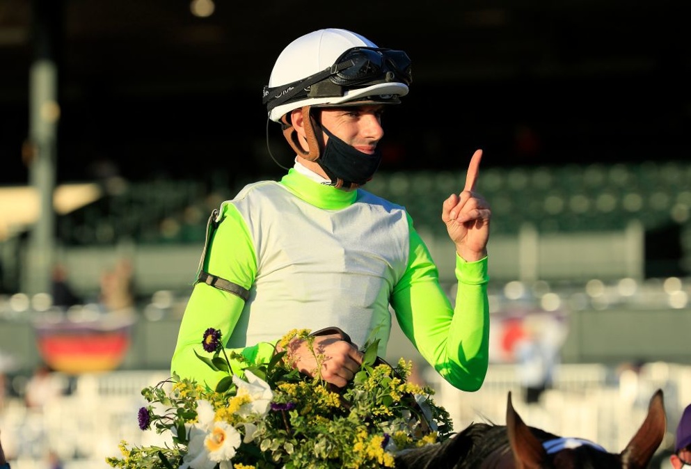 Jockey Florent Geroux will guide Saffa's Day in the Friday 'Feature' ... see what his chances looks like below! Oaklawn returns for 4 days of wonderful racing!